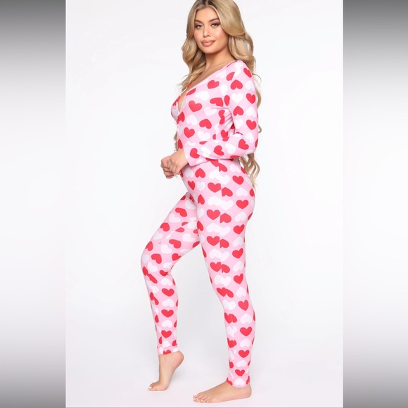 I heart you PJ onesie ❤️ - Picture 3 of 4